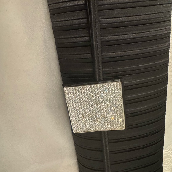 New couture black satin evening clutch with chain - Picture 4 of 5